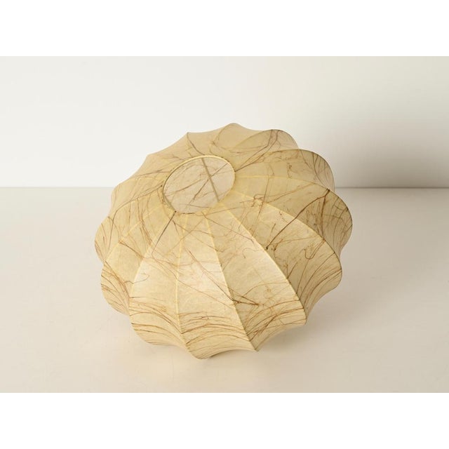 Mid-Century Beige Marbled Cocoon Pendant by Castiglioni, Italy, 1960s For Sale - Image 10 of 16
