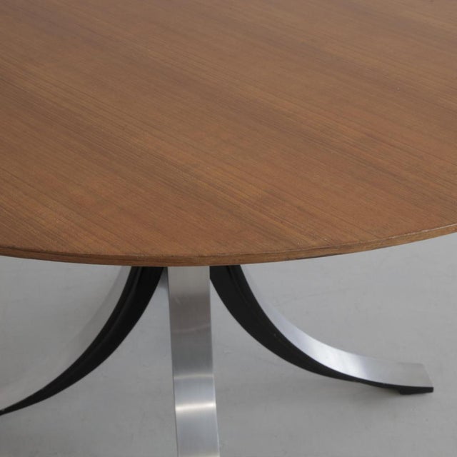 Round dining table (t69a) designed by osvaldo borsani and eugenio gerli in 1963/64. Produced by tecno. brushed metal base...