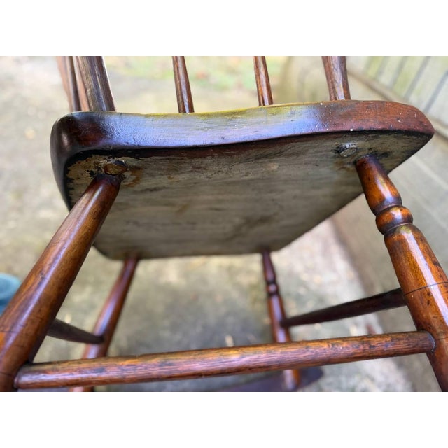 American Antique Ealry American Primative Rustic Spindle Back Windsor Style Rocker Chair For Sale - Image 3 of 17