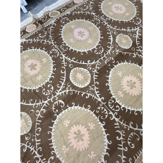 Mid-Century Modern Large Cotton Suzani From Samarkand Uzbekistan, 1930s Suzani Terracotta Wall Hanging Tapestry - Neutral Uzbek Bedspread For Sale - Image 3 of 12