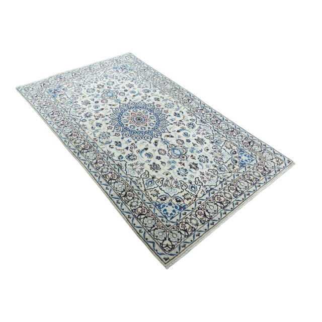 Mid-Century Modern Hand-Knotted Oriental Rug in Silk For Sale - Image 3 of 13