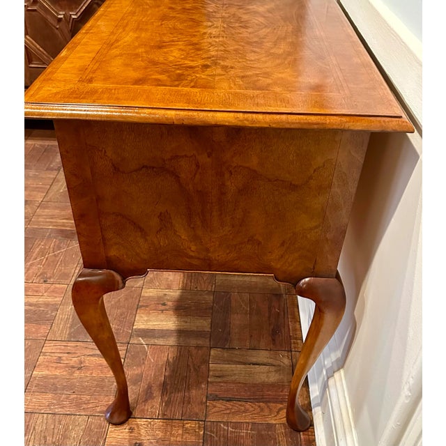 Queen Anne Walnut Dressing Table, Exact Museum Copy by Baker for Colonial Williamsburg For Sale - Image 11 of 12