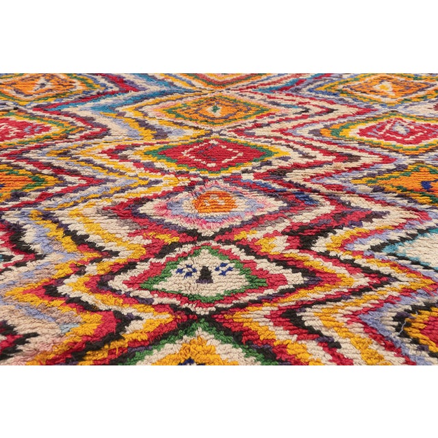 Late 20th Century Vintage Azilal Moroccan Rug, 04'07 X 07'07 For Sale - Image 5 of 10