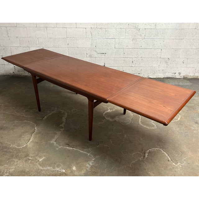 Danish Extendable Teak Dining Table by Johannes Andersen for Uldum Mobelfabrik, 1960 For Sale - Image 9 of 11