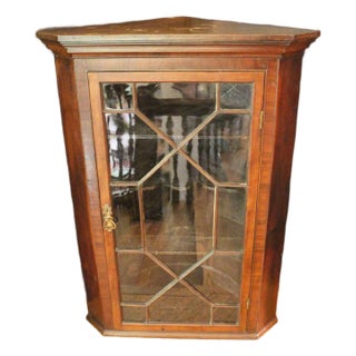 Mid-Late 18th Century English Georgian Hanging Corner Cabinet For Sale
