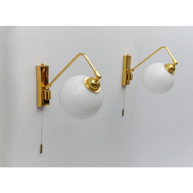 Mid-Century Modern Wall Lamps in Brass and Milk Glass, 1960s, Set of 2 For Sale - Image 6 of 18
