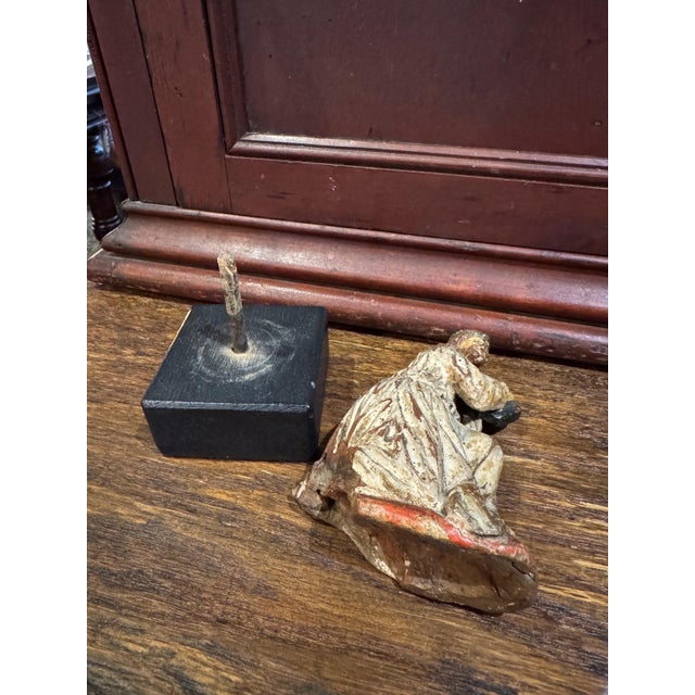 Beige 19th Century Santos Sculpture- Christ Bearing the Cross on Stand- Terracotta For Sale - Image 8 of 10