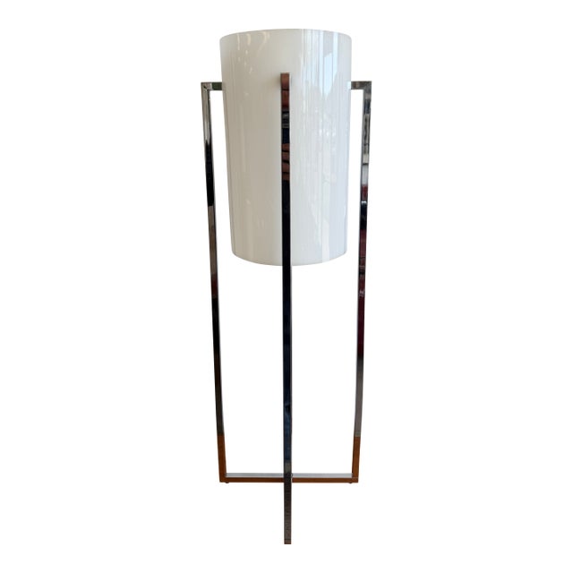 1970s Mid Century Modern Paul Mayen Design for Robert Sonneman Lucite and Chrome Cylindrical Table Lamp For Sale