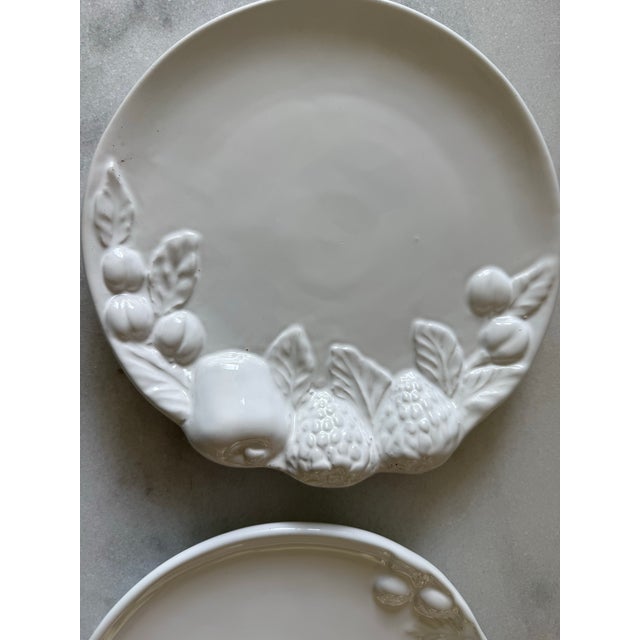 Italian Pair of Vintage Italian Ceramic Fruit Plates For Sale - Image 3 of 7