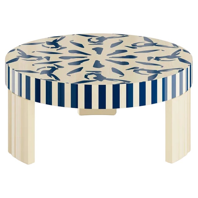 Round Center Coffee Table, 2010s For Sale