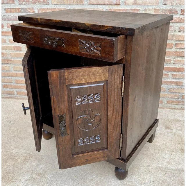 Mid-Century French Walnut Chest Table with Drawer and Double Door, 1950s For Sale - Image 9 of 11