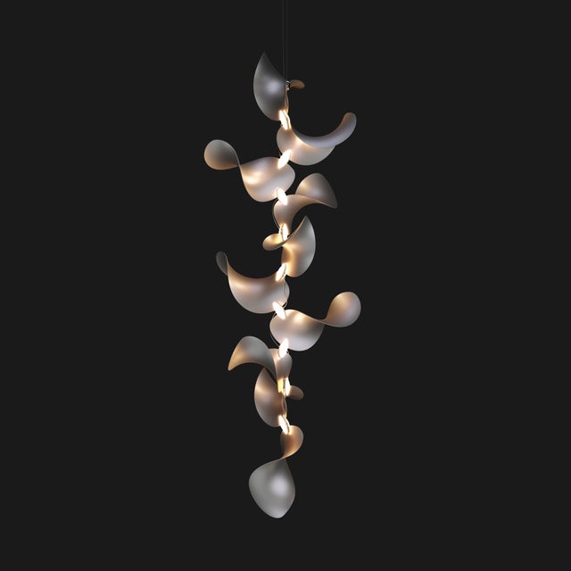 Dune 10 Vertical Cluster Light with Silver Anodized Shades by Daniel Becker for Moss Objects For Sale - Image 6 of 8