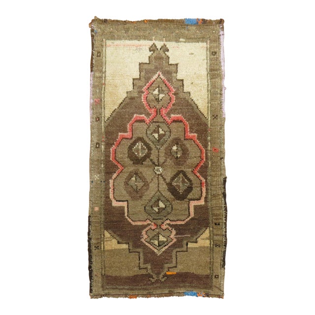 Early 20th Century Anatolian Turkish Rug - 3' x 3' For Sale