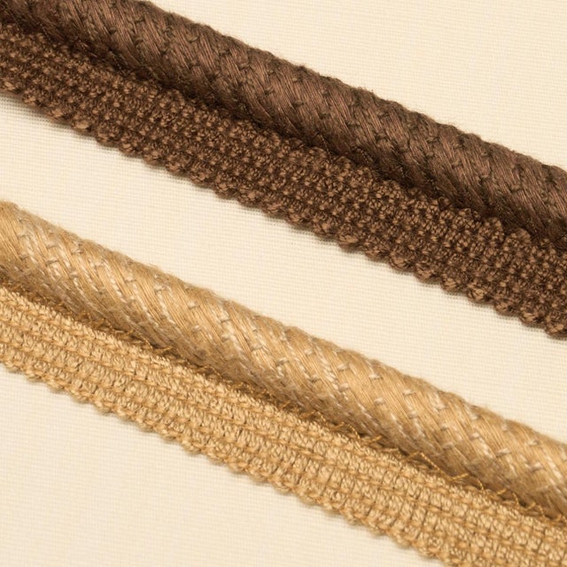 Traditional Sample - Schumacher Edmond Linen Lip Cord Trim In Sand For Sale - Image 3 of 4