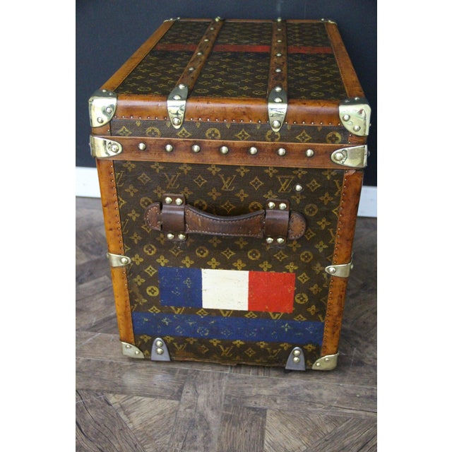 Brown Vintage Shoe Trunk by Louis Vuitton, 1920 For Sale - Image 8 of 18