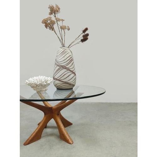 Design alert! This “T118” coffee table designed by Illum Wikkelsø stands out immediately. A true Danish classic. The table...