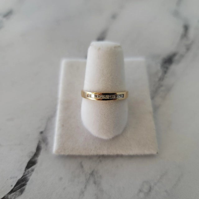 Quarter Carat Princess Cut Diamond Wedding Band, Size 3 For Sale - Image 4 of 5
