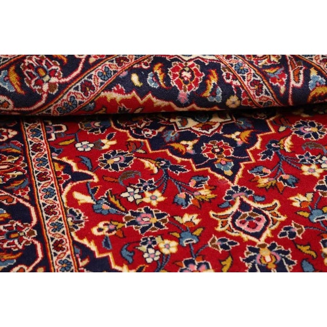 Kashan Rug in Hand-Knotted Rug For Sale - Image 10 of 11