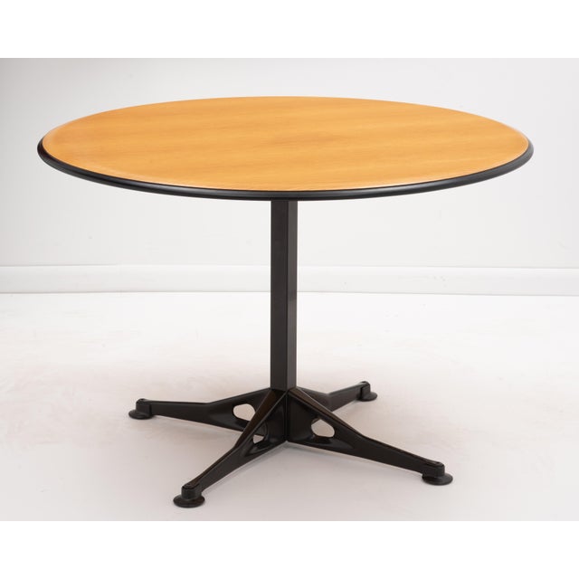 Herman Miller Post Modern 42" Round Oak Veneer Dining Table 1993 Chairish