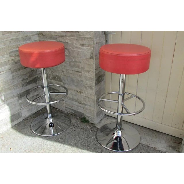 Red American Swivel Bar Stools, 1970s, Set of 2 For Sale - Image 8 of 8