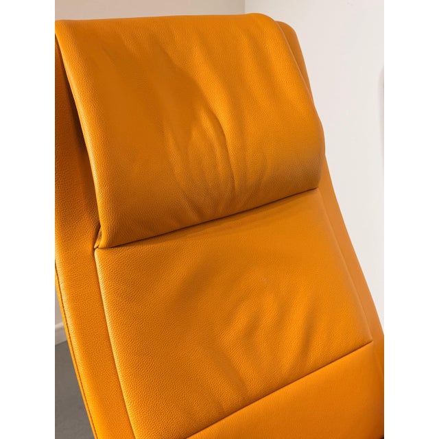Set of City Recliner with Ottoman in Mustard Yellow Leather from Stressless For Sale - Image 6 of 8