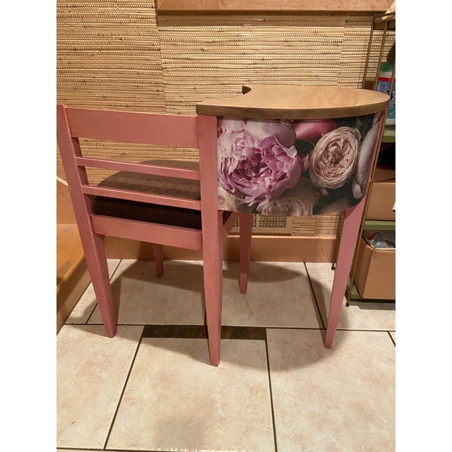 1940s Refinished Vintage Gossip Bench For Sale - Image 6 of 13