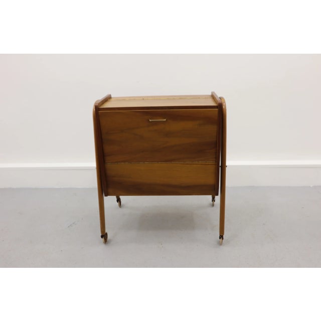 Mid-Century Sewing Chest, 1960s For Sale - Image 12 of 12