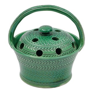Antique Early 19th Century English Staffordshire Green Glaze Basket Weave Bough Pot Vase For Sale