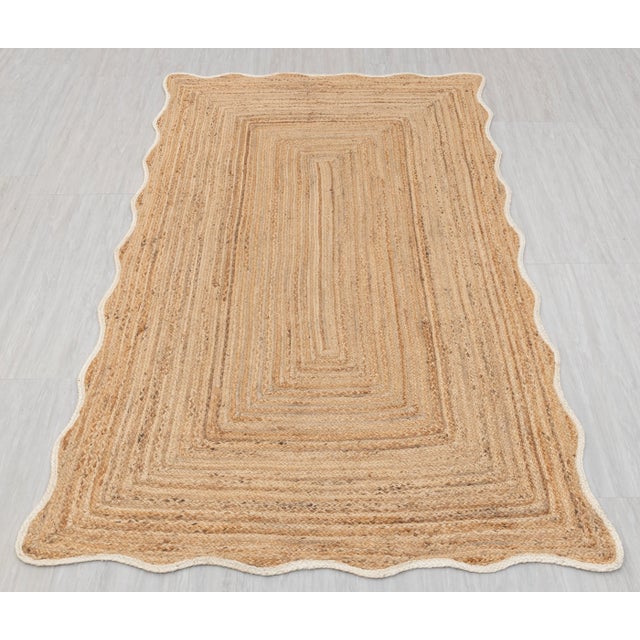 White Wave Scallop Edge Jute Rug 5x8Ft. For Sale - Image 4 of 12