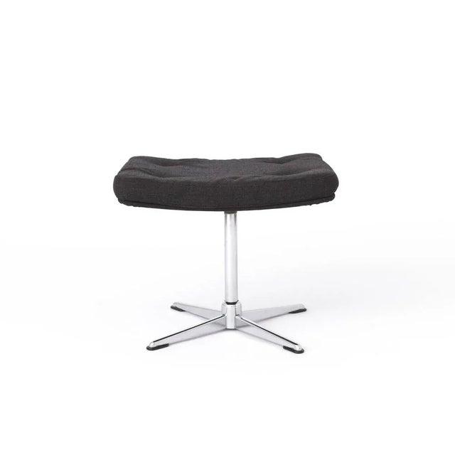 Vintage Ottoman in Metal & Fabric, 1960s For Sale - Image 6 of 8