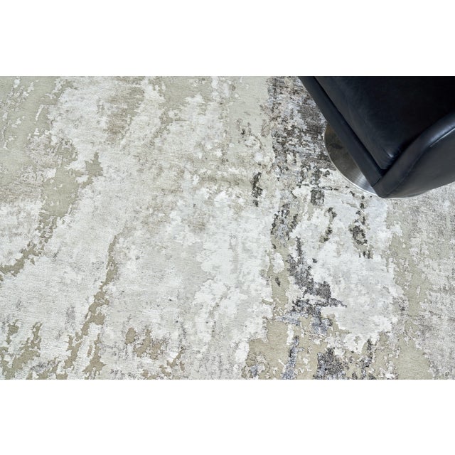 Exquisite Rugs Cosmo Hand-Knotted New Zealand Wool & Bamboo Silk Silver/Gray/Ivory Rug-12'X15' For Sale In Los Angeles - Image 6 of 7