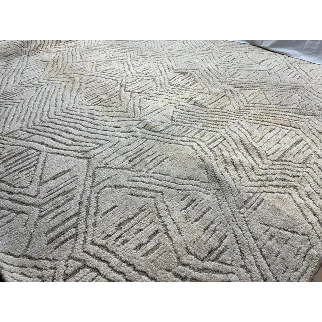 Rh Halima Hand-Knotted Wool Rug — 12' × 15' Marled Ivory / Latte | Undyed Wool | High-Low Texture For Sale - Image 16 of 18