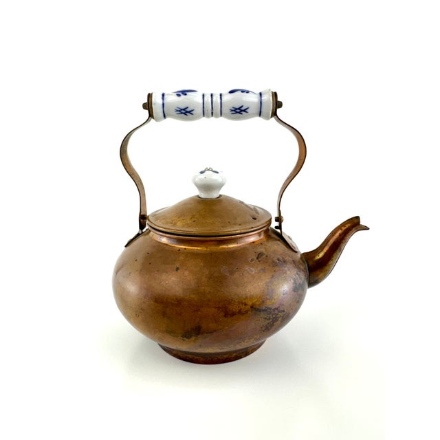Antique Style Copper Tea Kettle With Blue & White Porcelain Handle For Sale In Little Rock - Image 6 of 9