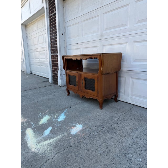 Vintage French Provincial Wood Server Cabinet With Drop-Leaf Top & Lattice Doors For Sale - Image 4 of 12