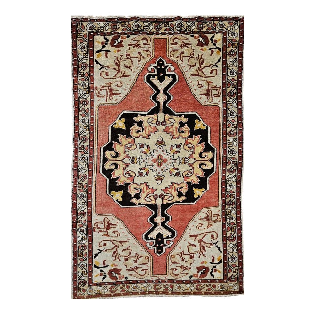Vintage Turkish Oushak Area Rug, Handwoven Wool, 1920s Cream & Pink, 5' x 8' For Sale