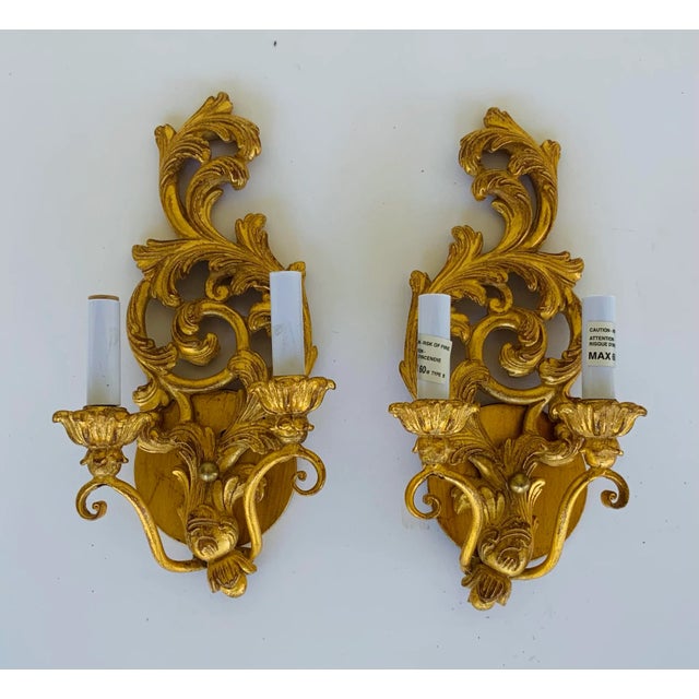 2020s Italian Small Carved Wood Gold Wall Sconces Pair For Sale - Image 5 of 5