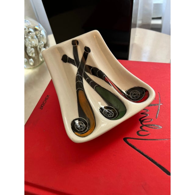 1960s Ceramic Italian Pipe Holder with Illustrated Pipes For Sale In Los Angeles - Image 6 of 6