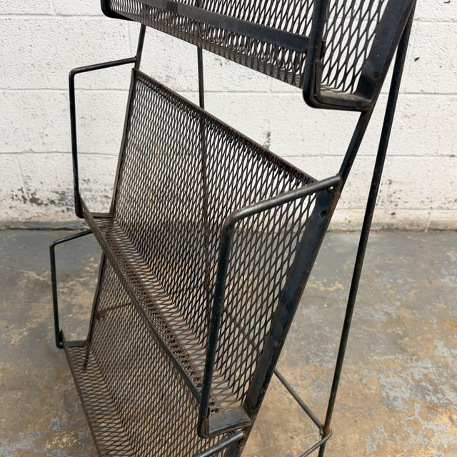 Mid 20th Century Large Mid 20th Century Modern Free-Standing Collapsible Metal Magazine Rack For Sale - Image 5 of 8