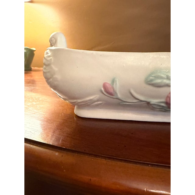 1940s Hull Pottery Open Rose / Camellia Console Bowl W/ Dove Handles "116-12" Art Deco - Rare For Sale - Image 4 of 15
