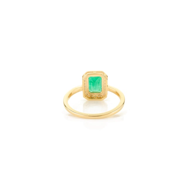 Metal Art Deco Green Emerald and Diamond 14k Gold Ring Size 5.5 For Sale - Image 7 of 11