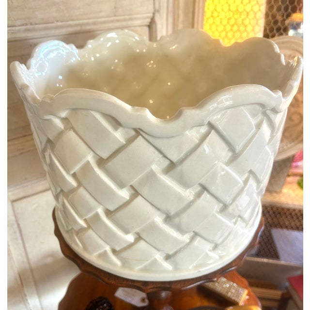 1970s Large Faux Basketweave Ceramic Cachepot, Spain For Sale - Image 9 of 11