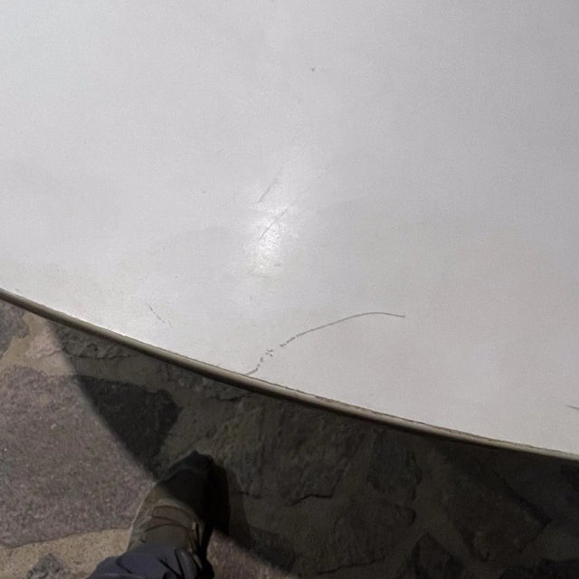 White 1970s Vintage White Knoll Style Tulip Dining Table For Sale - Image 8 of 8