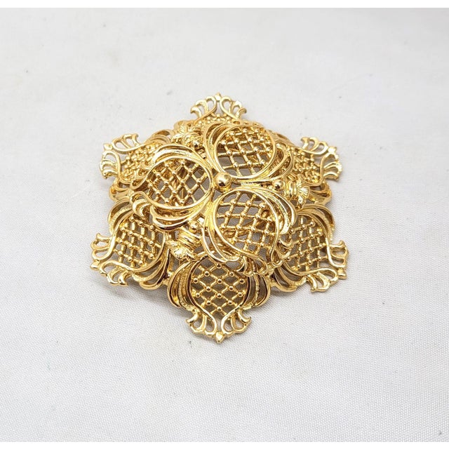 Mid-Century Modern Vintage Signed Monet Goldtone Openwork Brooch For Sale - Image 3 of 8