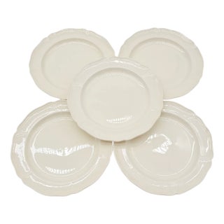 Wedgwood Etruria Barlaston Queens Shape Bread Plates – Set of 5, Ivory Cream Elegance For Sale