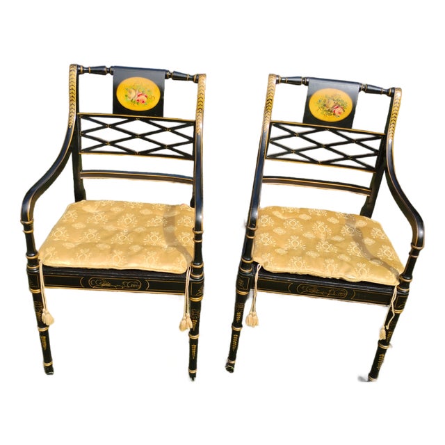 Early 19th Century Pair of Regency Style Painted Black Chinoiserie Lacquer Chairs For Sale