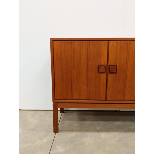 1960s Vintage Danish Modern Teak Credenza For Sale - Image 5 of 8