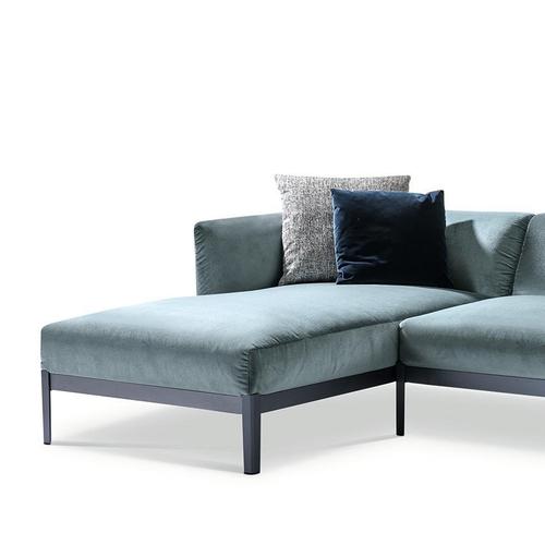 Cotone Sofa in Aluminum and Fabric by Ronan & Erwan Bourroullec for Cassina For Sale - Image 3 of 6