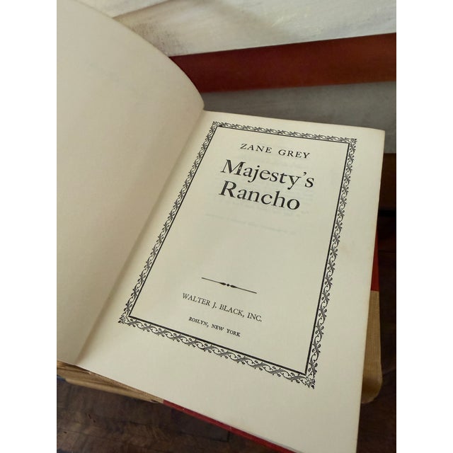 Mid-Century Set of 27 (Twenty Seven) Zane Grey Books Vintage Western Collection Tan Cloth Binding Red Blue Spine For Sale - Image 12 of 12