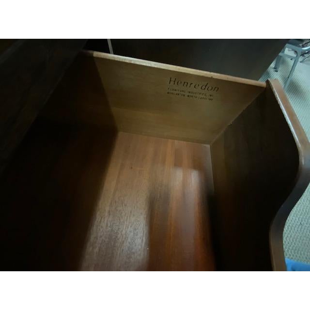 Mid-Century Modern A Pair of Vintage Henredon Cabinets in Campaign Style For Sale - Image 3 of 17