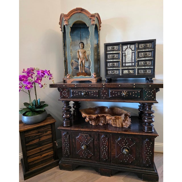 18th Century Italian Venetian Rococo Period Carved Polychrome Painted Wood Niche Shrine For Sale - Image 12 of 18